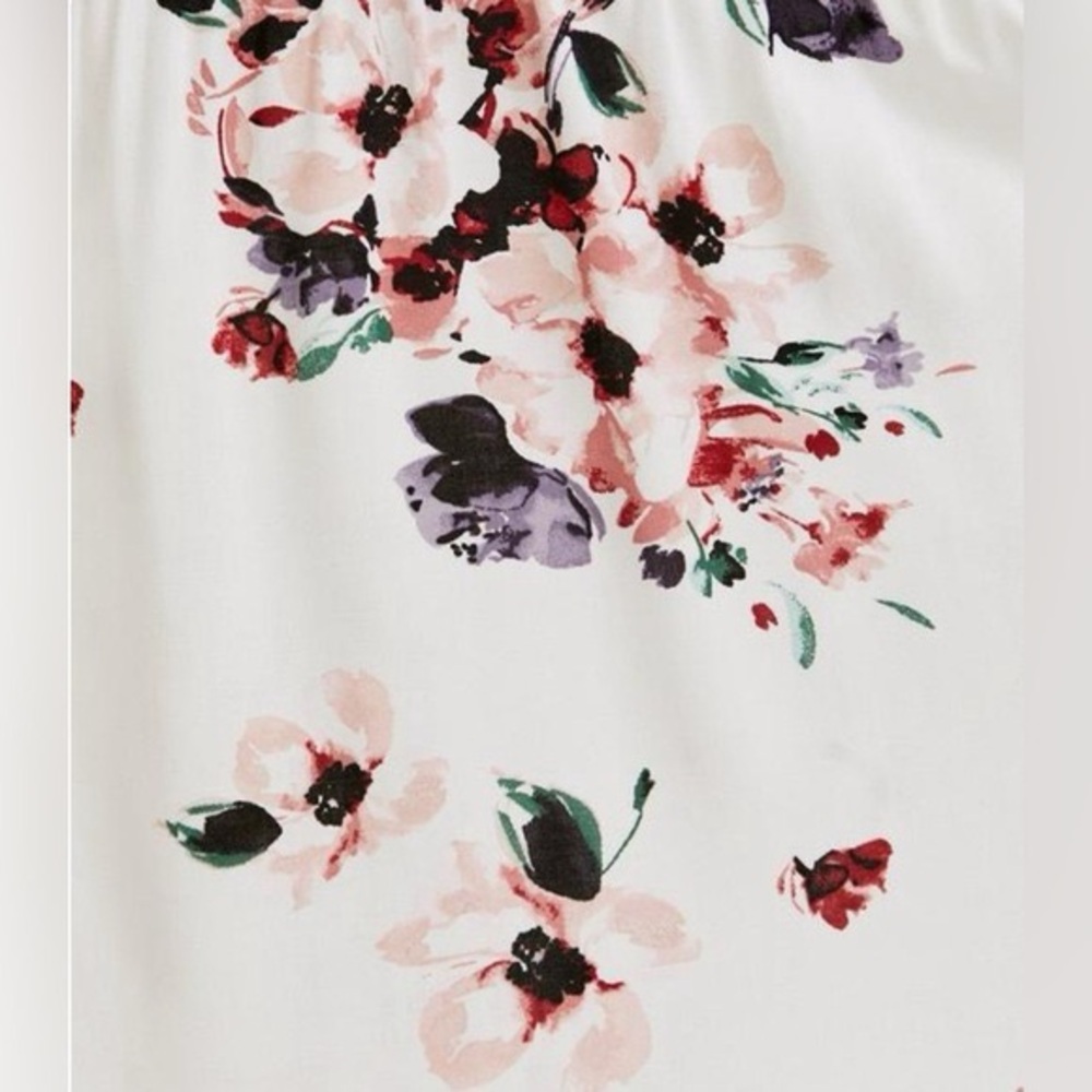Torrid White Floral Maxi Challis Teired Dress size 2 = 18/20 - Picture 3 of 13